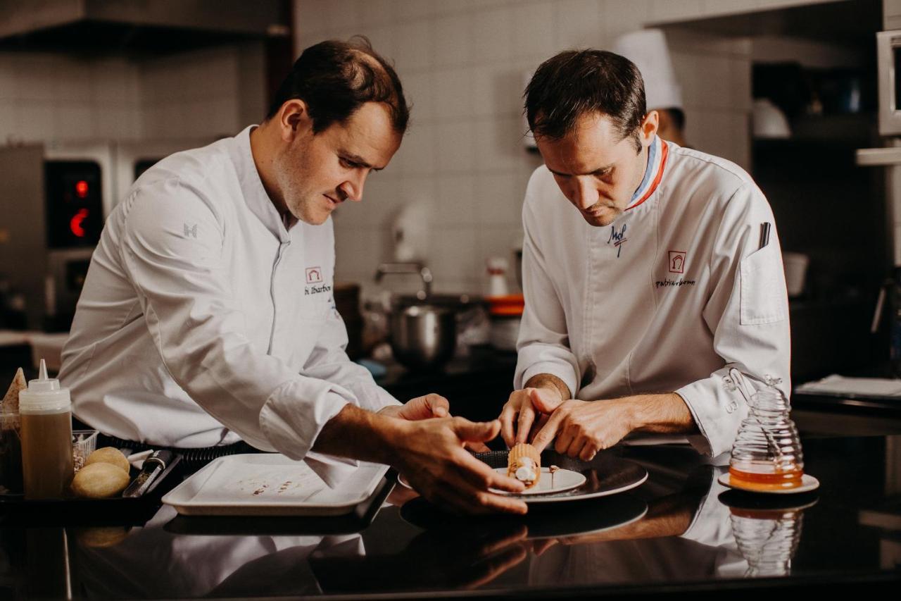 Hotel Les Freres Ibarboure 比达尔 外观 照片
