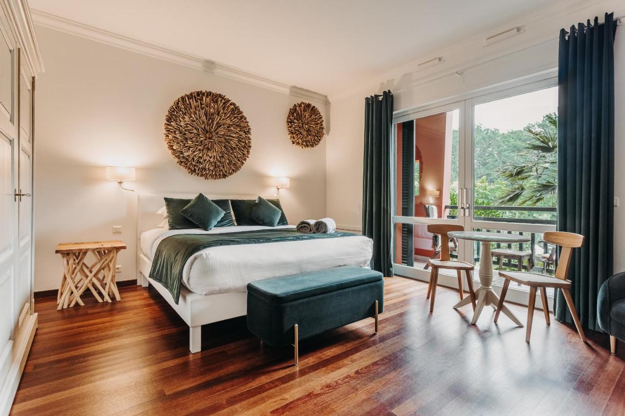 Hotel Les Freres Ibarboure 比达尔 外观 照片
